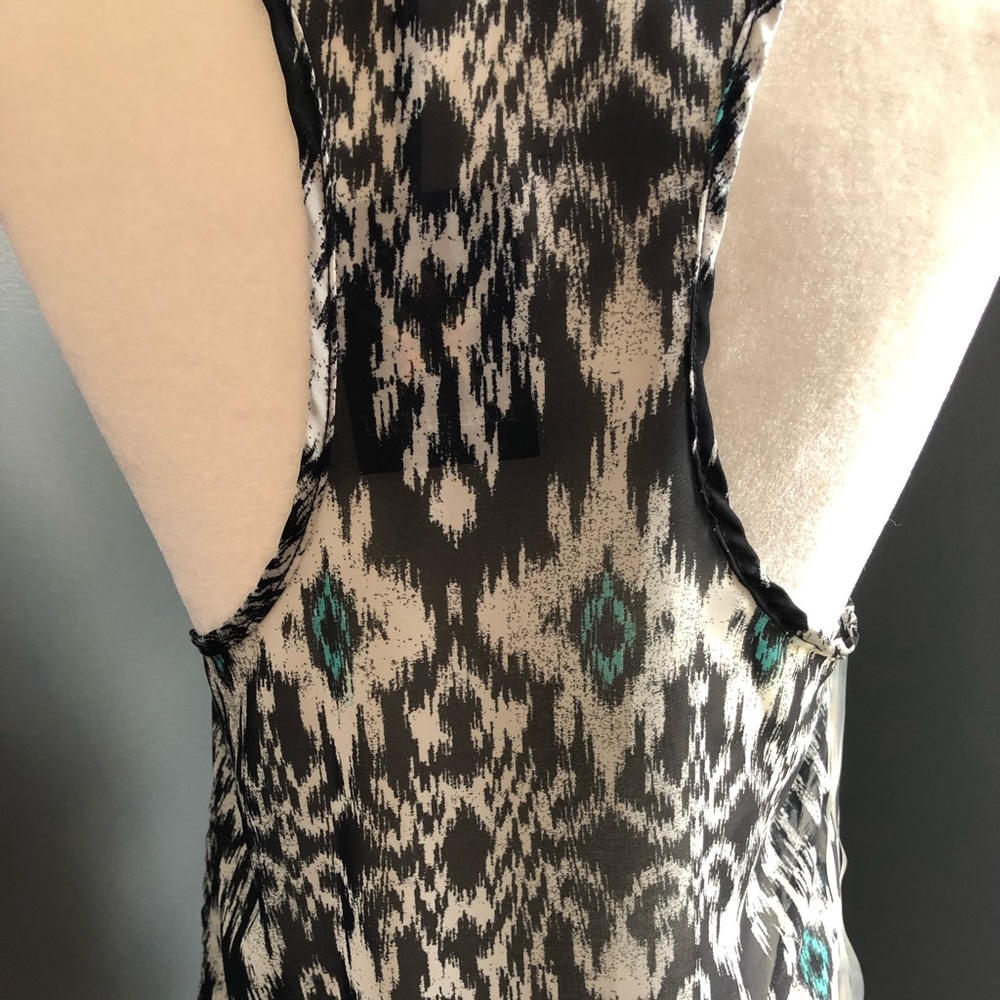 NWT Racerback Shawl - Picture 4 of 4